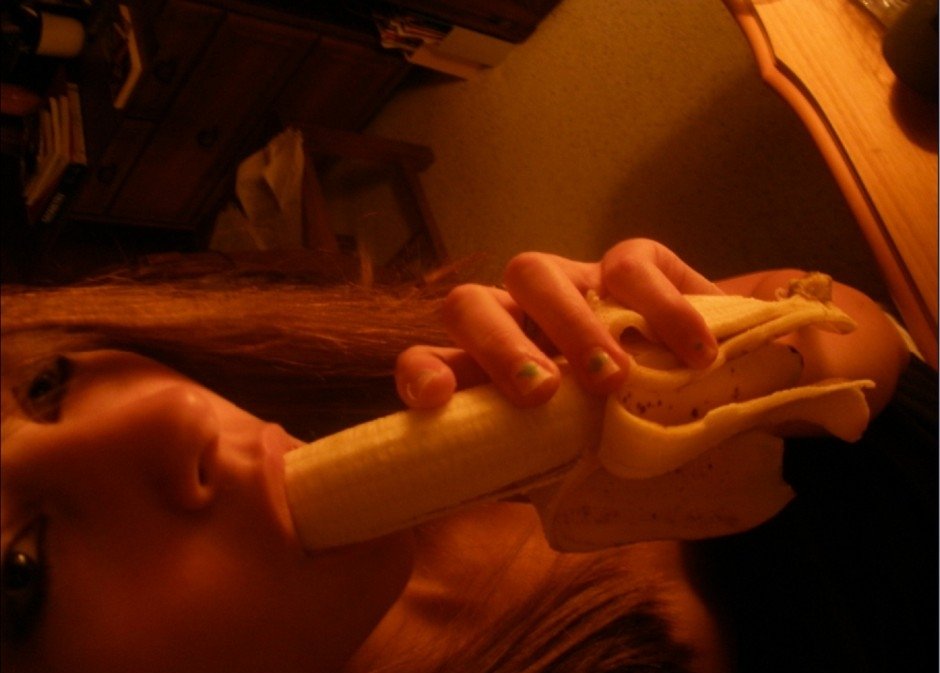 Худенькая девочка с упругой попой и грудью приглашает в гости мужчину из Москвы, для интима. Худенькая девочка с упругой попой и грудью приглашает в гости мужчину из Москвы, для интима.