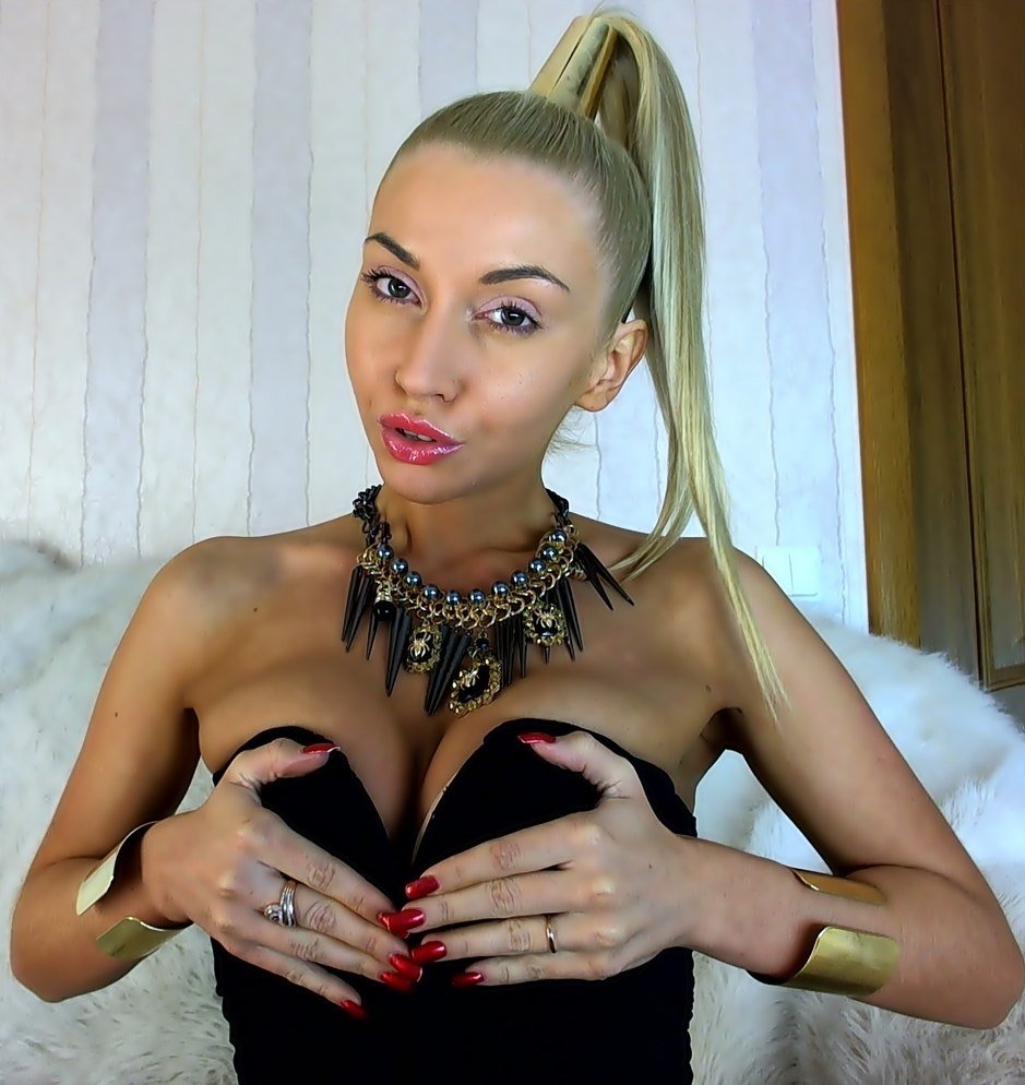 Девушка, ищу мужчину для встреч без обязательств Девушка, ищу мужчину для встреч без обязательств