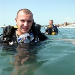 Парень, ищу девушку для прекрасного времяпрепровождения Парень, ищу девушку для прекрасного времяпрепровождения