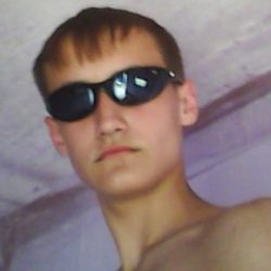 Молодой парень, ищу девушку для страстного секса Молодой парень, ищу девушку для страстного секса