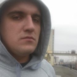 Парень ищет Женщину Девушку в Бийске Парень ищет Женщину Девушку в Бийске