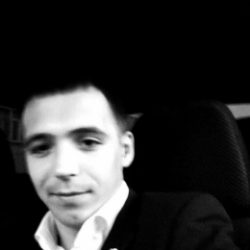 Парень ищет девушку для романа на одну не забываемую ночь в Бийске. Парень ищет девушку для романа на одну не забываемую ночь в Бийске.