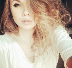 Девушка ищет парня для вирта по скайпу Девушка ищет парня для вирта по скайпу